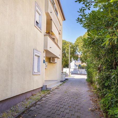 Apartment Stellina Штиньян Экстерьер фото