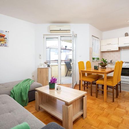 Apartment Stellina Штиньян Экстерьер фото